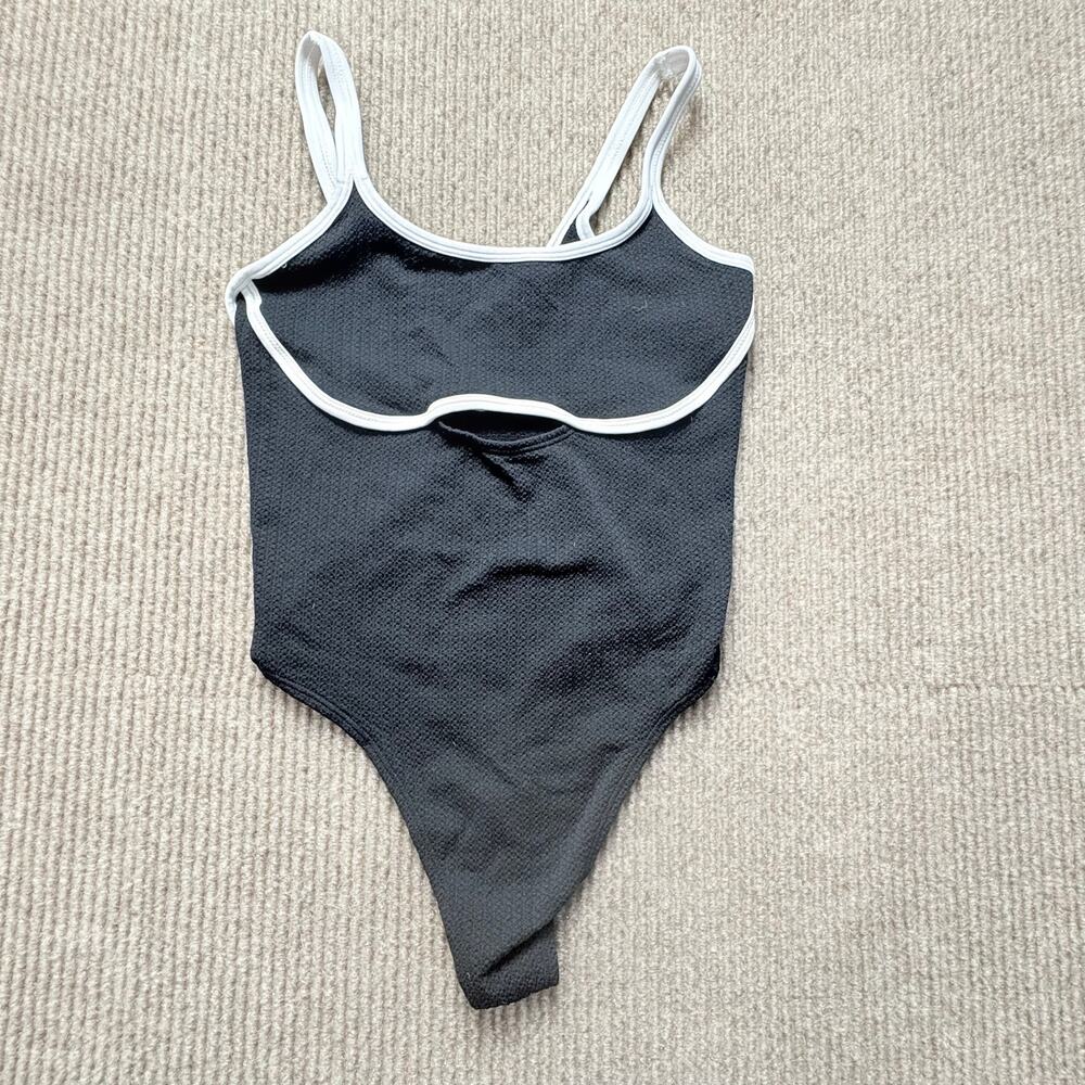 Colsie Contrast Trim Textured Keyhole Bodysuit Size Small